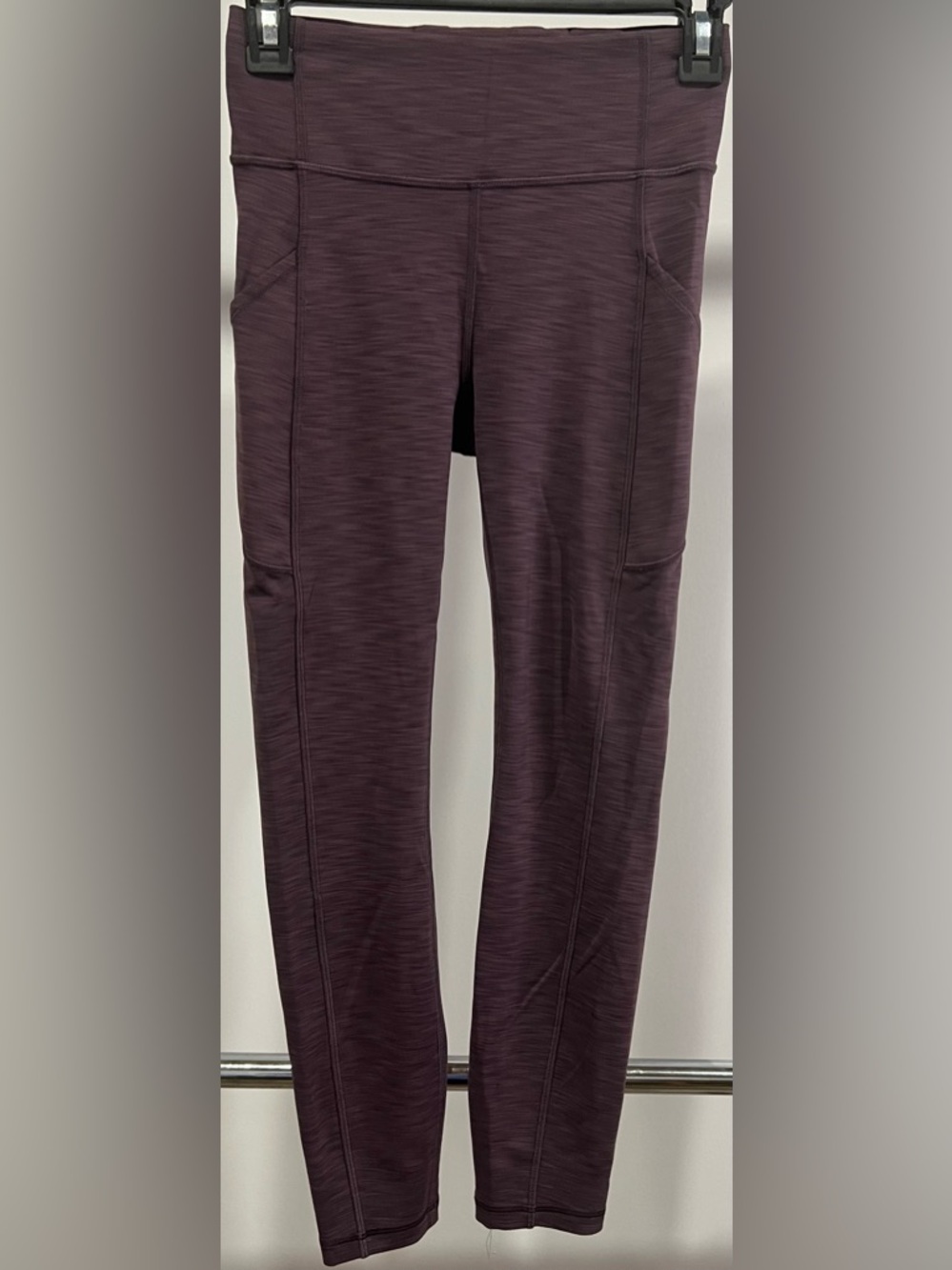 Lululemon invigorate High-Rise Crop Leggings 4 - Picture 2 of 5